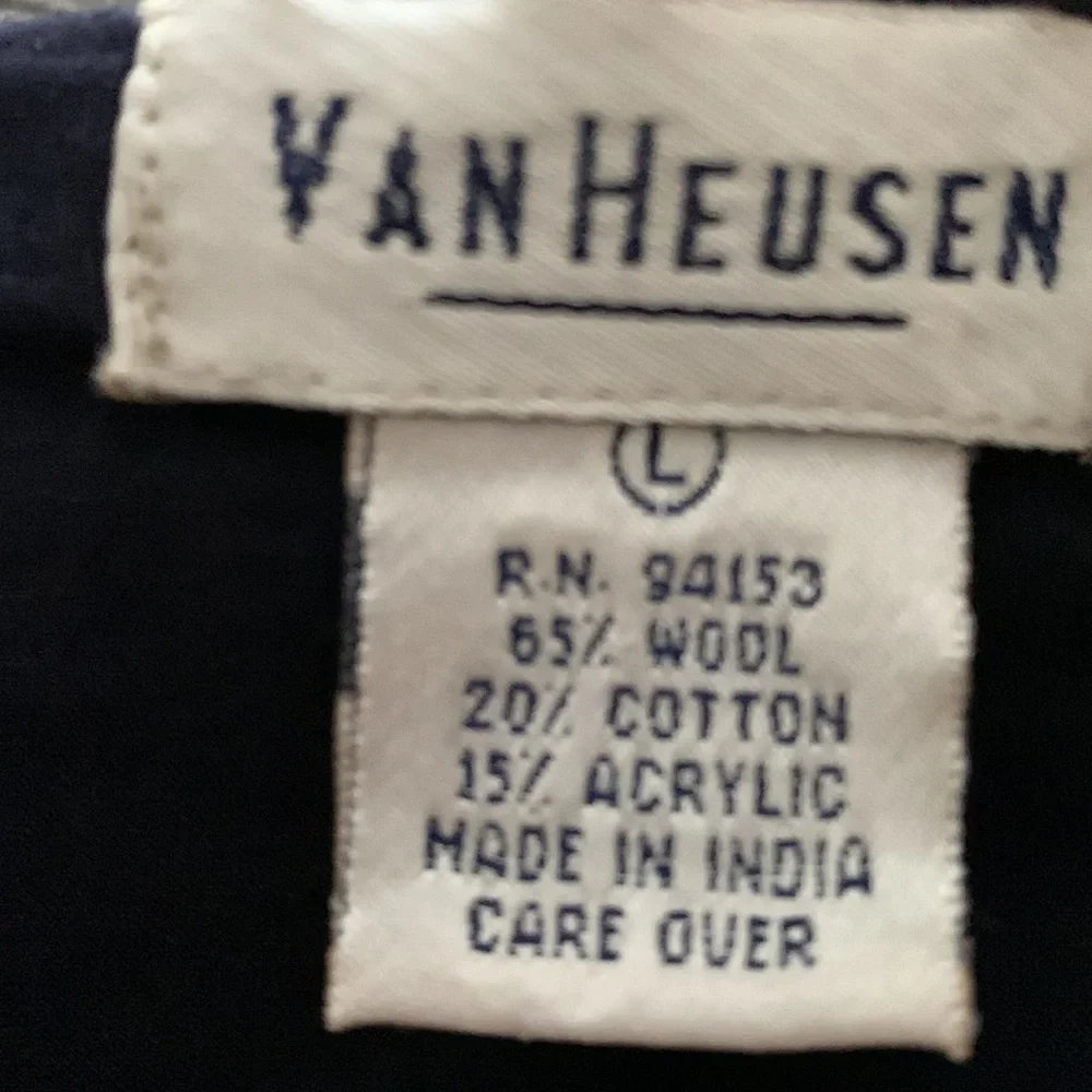 Van Heusen Vintage 90s Embroidered Wool Paisley And Floral Button Front Vest - Picture 7 of 7